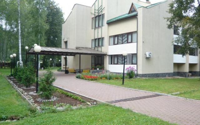 Lesnaya Hotel