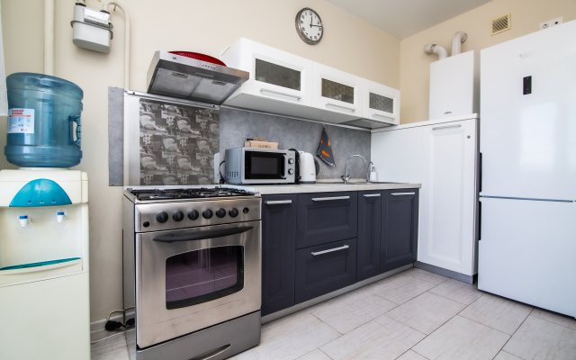 1-Komnatnaya Kvartira Dlya 5 Gostey Na Surikova Flat