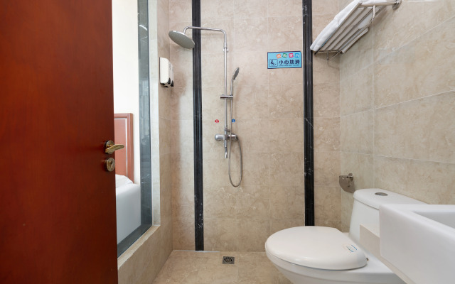 Syn-Khay Hotel