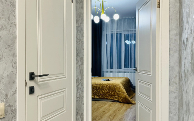 Dvukhkomnatny Lyuks V Tsentre Flat