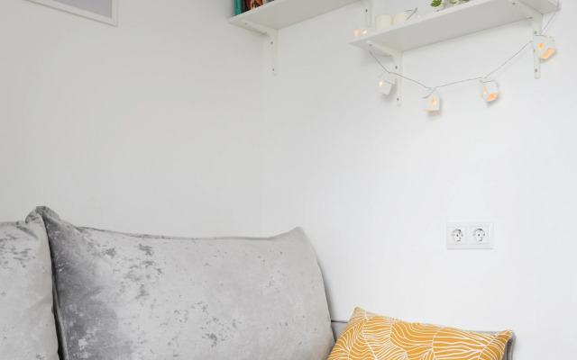 Квартира Студия в мансарде с видом у метро Чернышевская