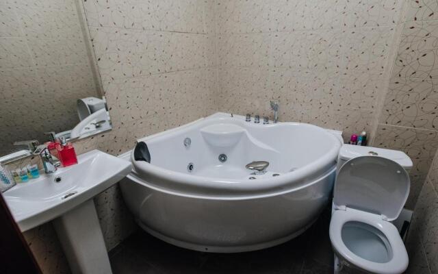Altyn Adam Hotel