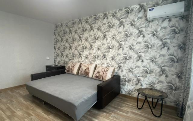 Квартира Уютная 2-к у Золотого Моста