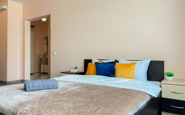 Апартаменты двухкомнатные RELAX APART – Молодёжная 61