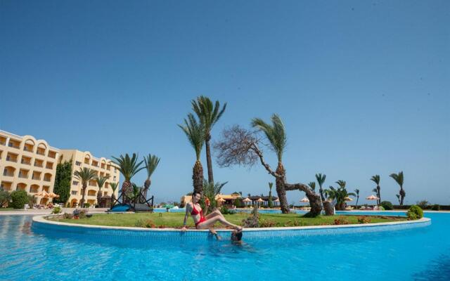 Отель Nour Palace Thalasso & Spa