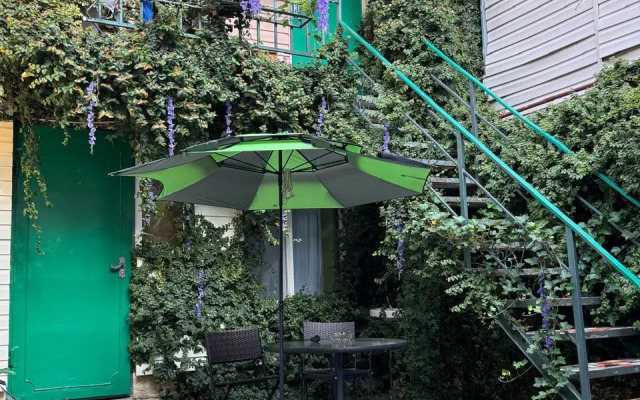 Zhemchuzhina u Morya Guest House