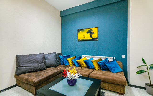 Palettes on Baku in Nizami Street Apartments