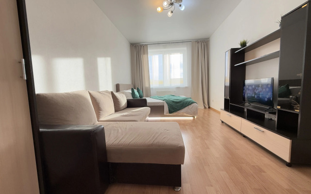 Na Tsiolkovskogo 57 Flat
