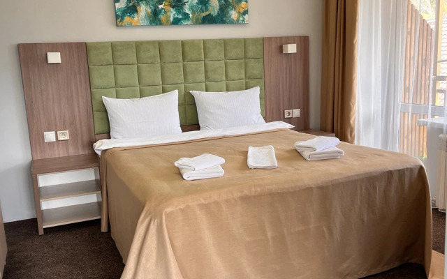 Shatun Hotel