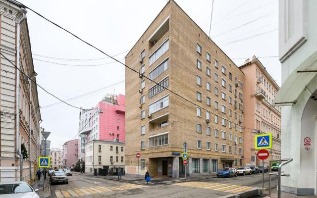 Апартаменты Средний Каретный переулок 6/9