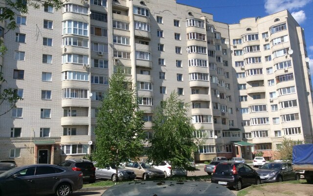 Na Ryileeva 64B Apartments