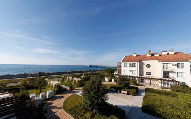 Red Apartments Morskoy Kvartal Poseidon Apartments