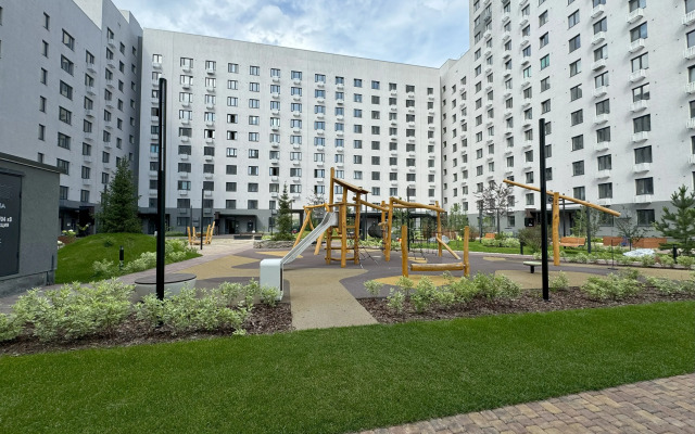 Chetyrekhmestnaya Dizaynerskaya V Tsentre Goroda Flat