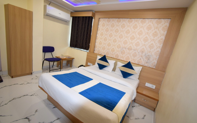 New Pathik Hotel