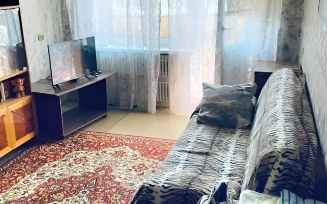 Uyutnaya Kvartira s Khoroshim Mestopolozheniem Flat