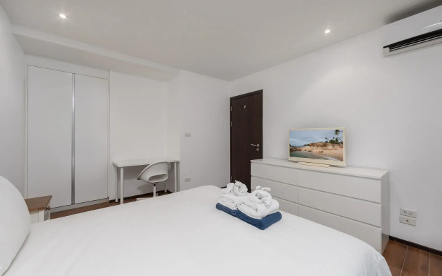 Апартаменты Suite Sangir Rawai Beachfront Title Condo