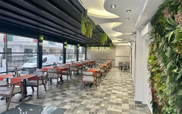 BLOOMTALYA Hotel