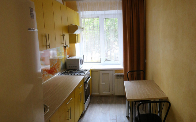 Квартира на Декабристов 100