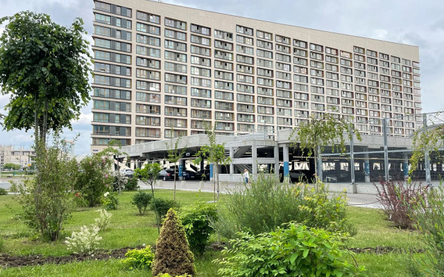 Prostornye u metro Tsska Apartments