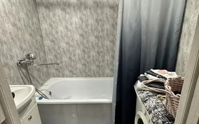 Na Ulitse 50 Let Oktyabrya 203/1 Flat