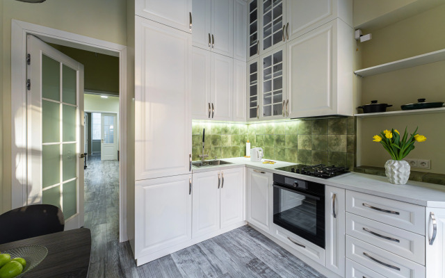 KeyGo #0118, 1 Bedroom, Near Republic Square Apartments