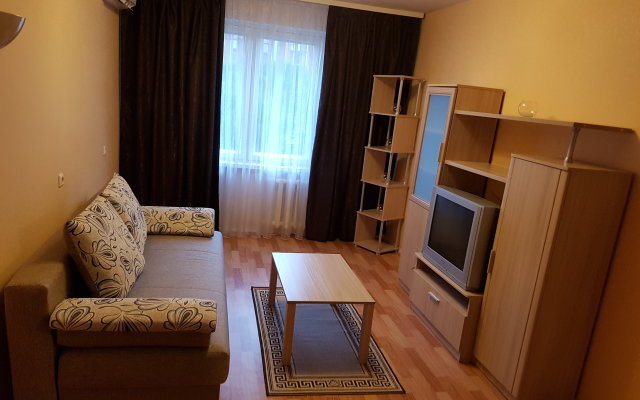 Na Narodnoy 4 Apartments