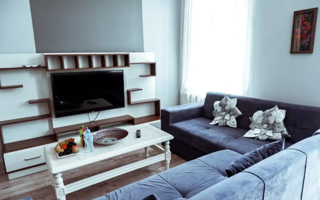 F1 View in Boulevard 1 Apartments