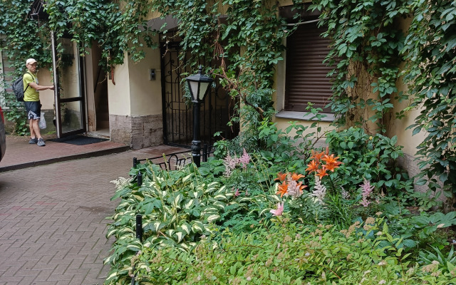 Апартаменты Невский 3