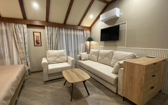 Апартаменты Вип 6 Дворик Друзей