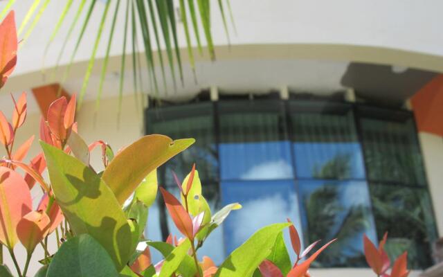 Ceylon Sea Hotel