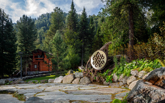 Altay Village Teletskoe