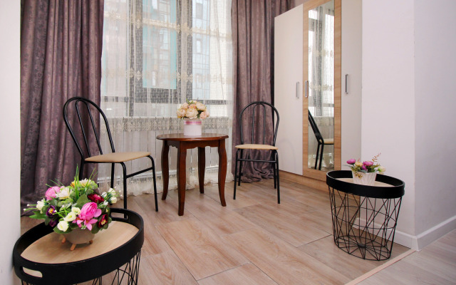 Апартаменты Уютные в самом центре города (144)