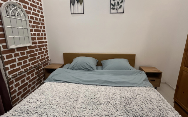 Апартаменты Логово Румс Двухкомнатные Шестиместные