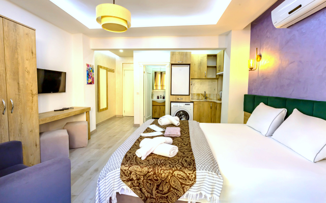 Loren Hotel & Suites