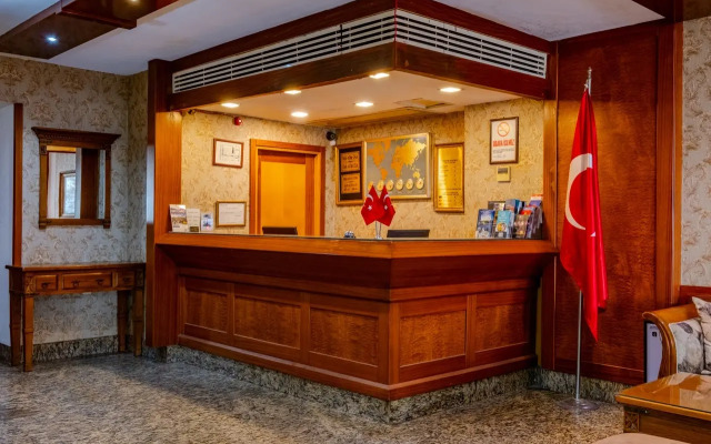 Peak Star Hotel