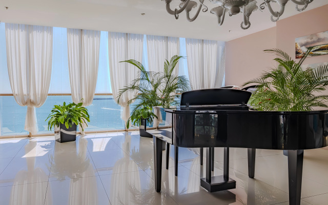 Sereniti Premium Apartment Hotel