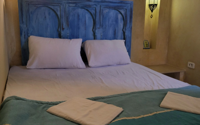 Al Madina Riad Hotel