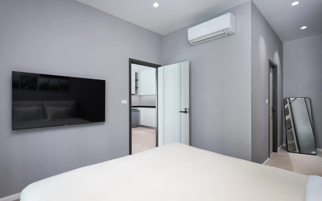 Апартаменты Title Legendary 1 bedroom pool access B104