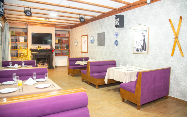Hotel Edelweiss Hotel