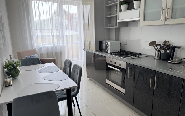 V Samom Tsentre Starogo Kaliningrada Flat