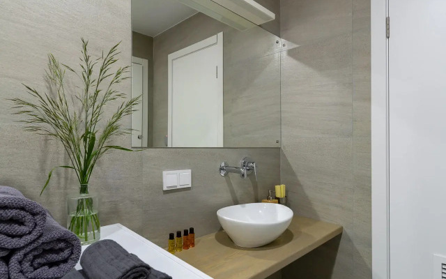 W Suites