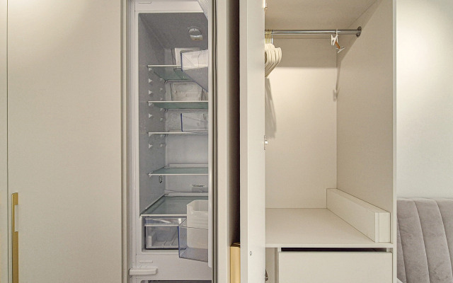 S Vidom Na More Na 11 Etazhe Flat