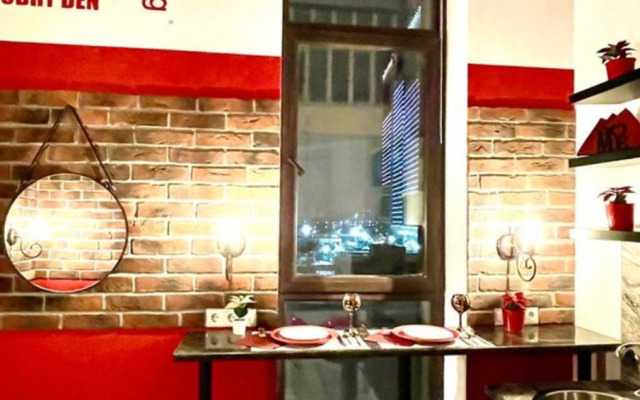 Квартира Стильная двухуровневая студия в 7 минутах от метро Селигерская