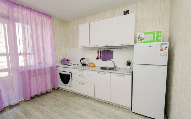 Semeynaya Flat