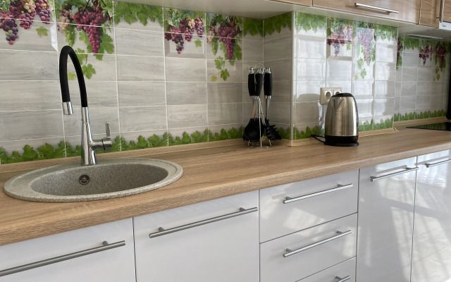 Zhk poseydon 452 Mamayka Vidovaya Studiya (TrustControl) Flat