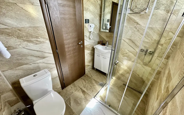 Akhdar Apart-Hotel