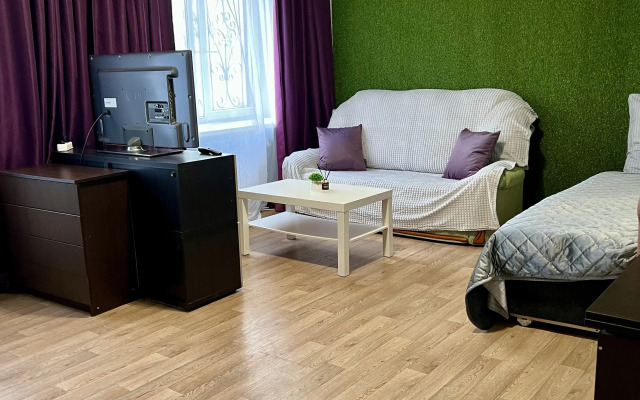 Квартира Уютная Двушка в Минуте от Вокзала