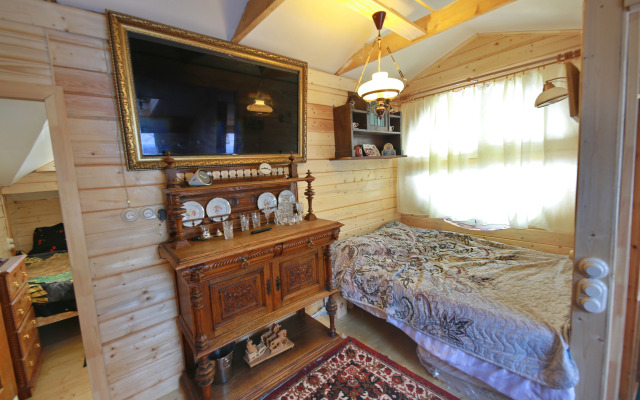 Domik Khobbita Bungalow