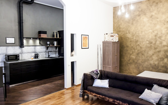 Апартаменты с эркером Александра Блока