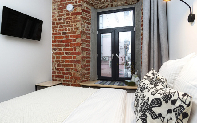 Surkova 20/6 GoldenRing Apartment 2